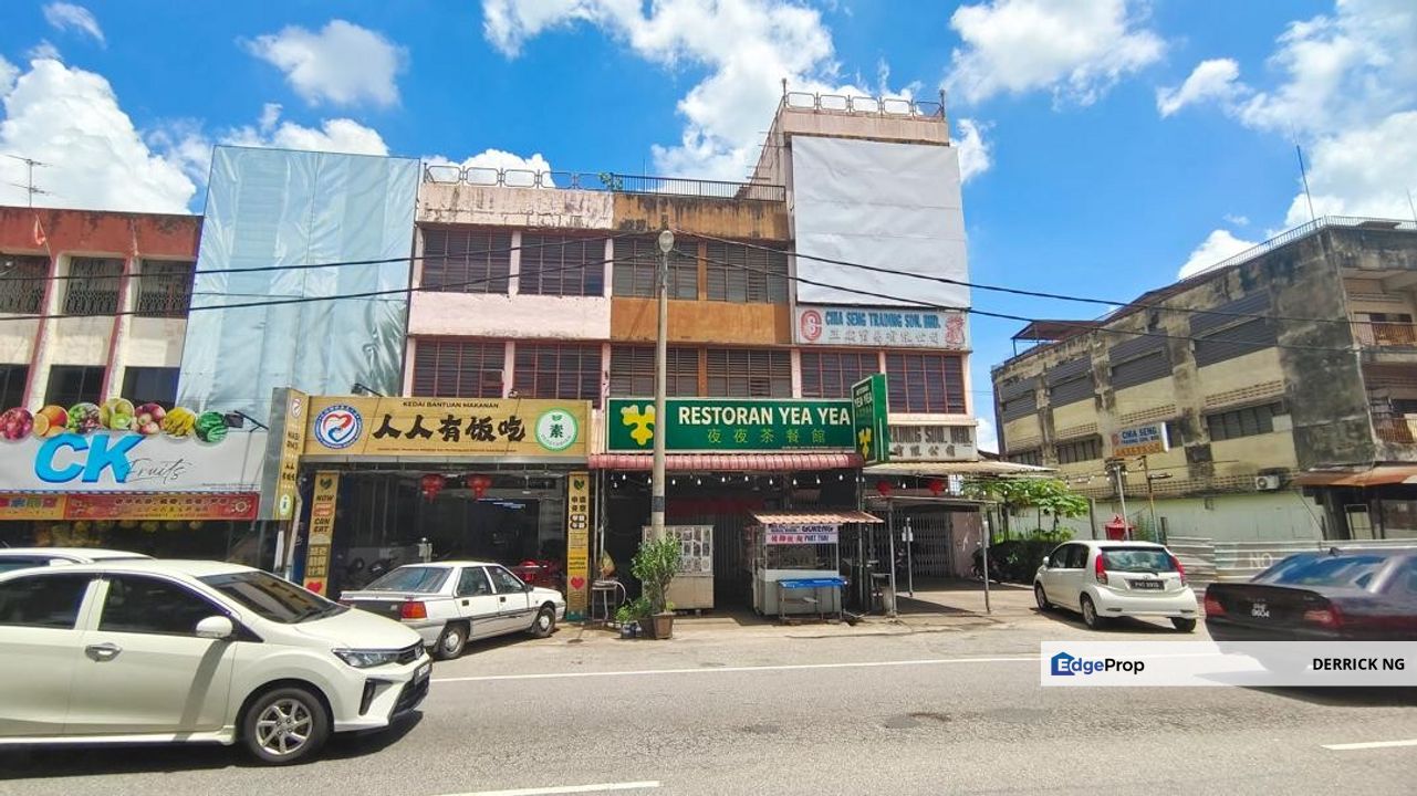 Pekan Lama Sungai Petani Facing Road 4 Stry Shoplot With Pent House For Rent, Kedah, Sungai Petani