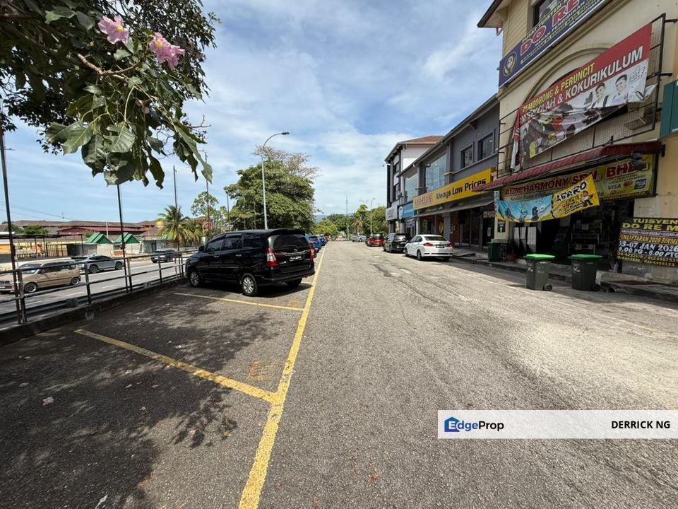 Lagenda Heights 3 Stry Shoplot Facing Road Beside Mr Diy Whole Unit For Rent, Kedah, Sungai Petani