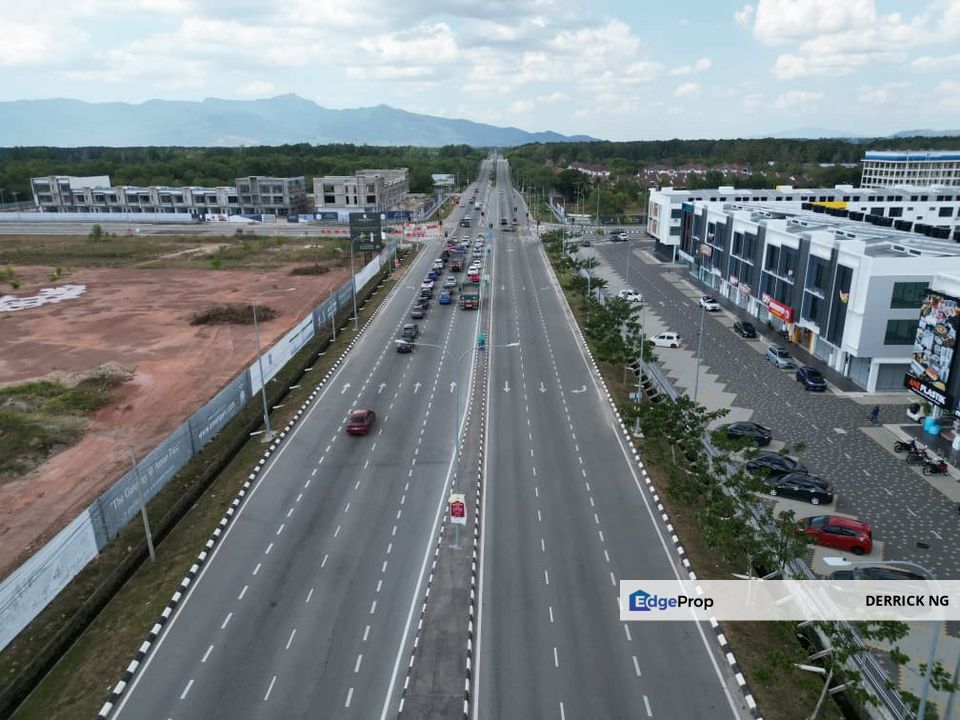 Aman Parc Business Centre 3 Stry Shoplot Facing Main road Ready Tenant For Sale, Kedah, Sungai Petani