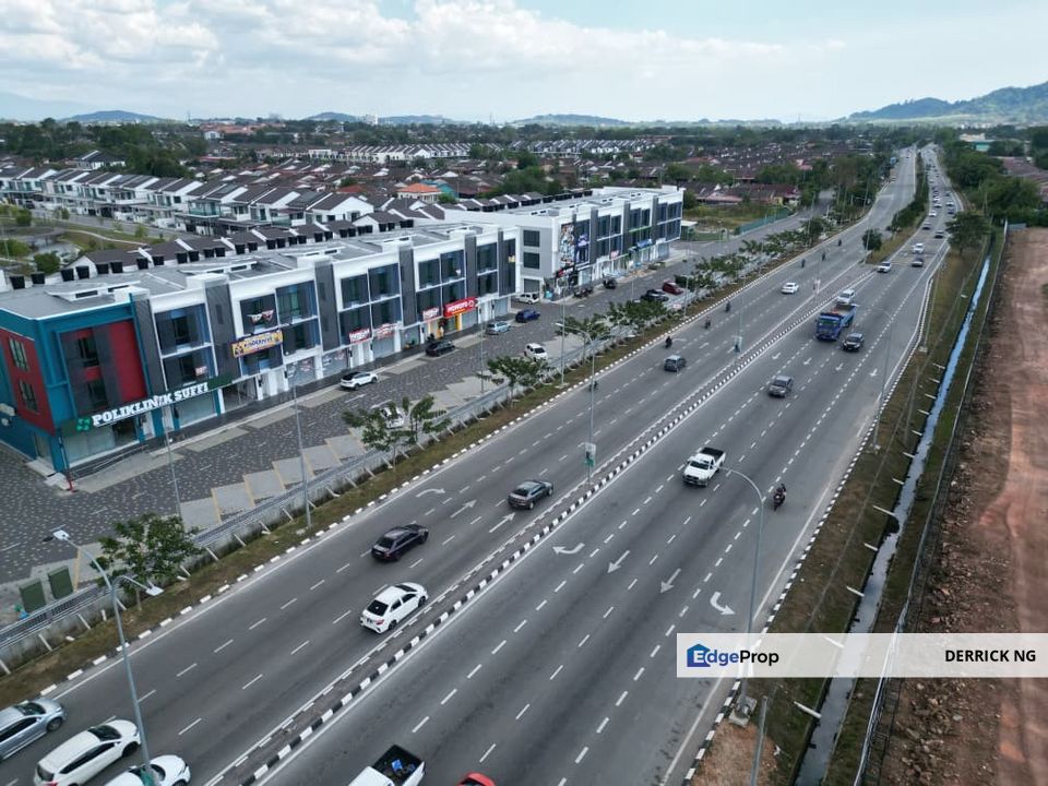 Aman Parc Business Centre 3 Stry Shoplot Facing Main road Ready Tenant For Sale, Kedah, Sungai Petani
