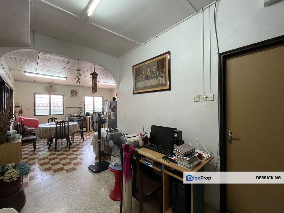 Taman Sejati 1 Stry Terrace Fully Extend Below Bank Value Behide Shoplot Family Mart For Sale, Kedah, Sungai Petani