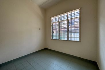 BANDAR LAGUNA MERBOK (TERES)