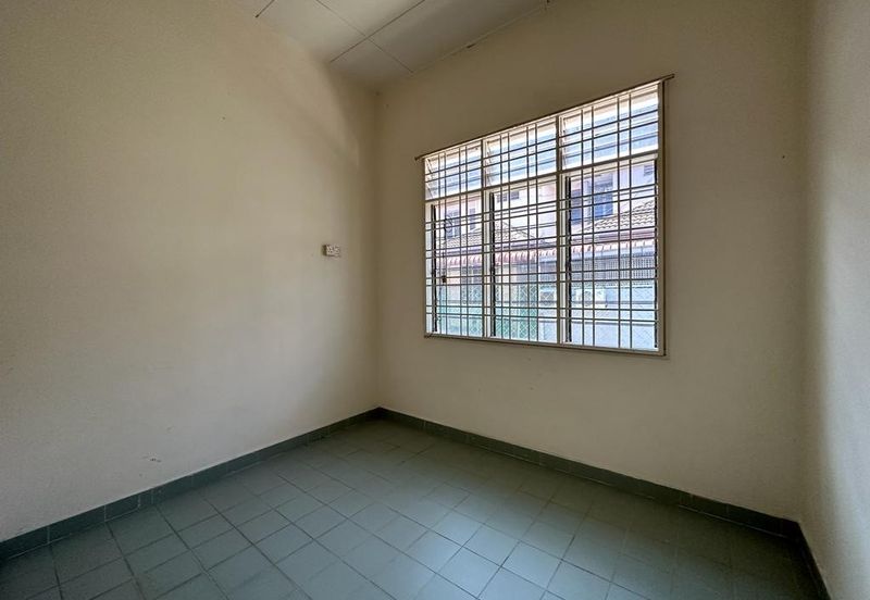 BANDAR LAGUNA MERBOK (TERES)