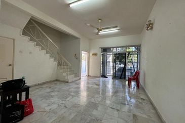 BANDAR LAGUNA MERBOK (TERES)