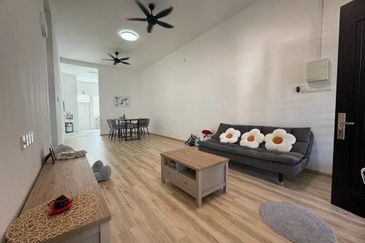 TAMAN PERMATA HILL PARK