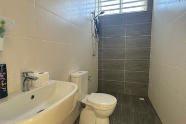 TAMAN PERMATA HILL PARK