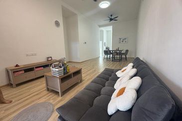 TAMAN PERMATA HILL PARK