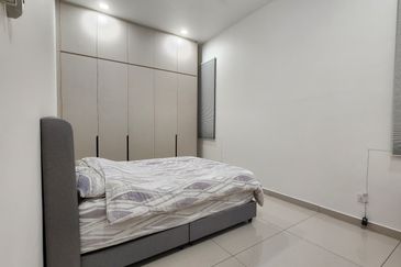 Sierra, Bukit Banyan