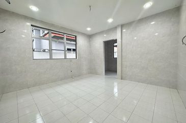 BANDAR LAGUNA MERBOK (KEMBAR)