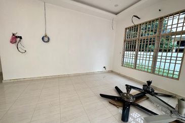 BANDAR LAGUNA MERBOK (KEMBAR)