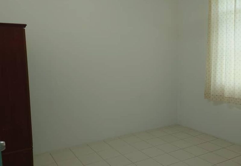 Taman Derga Perdana Flat