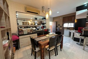 BANDAR LAGUNA MERBOK (TERES)