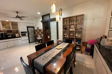 BANDAR LAGUNA MERBOK (TERES)