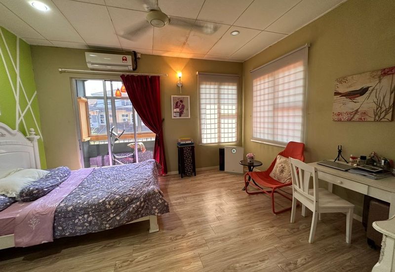 BANDAR LAGUNA MERBOK (TERES)