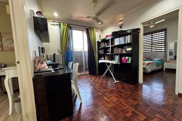 BANDAR LAGUNA MERBOK (TERES)