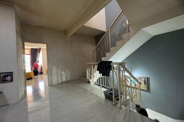 TAMAN PERMATA HILL PARK