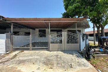 TAMAN KELISA RIA FASA 1