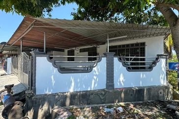 TAMAN KELISA RIA FASA 1