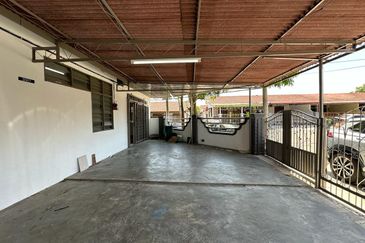 TAMAN KELISA RIA FASA 1