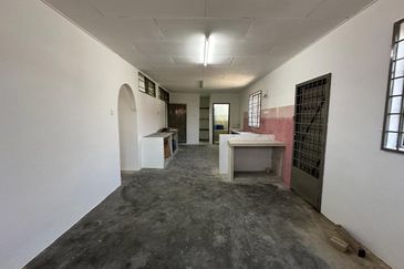 TAMAN KELISA RIA FASA 1