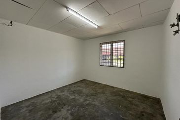 TAMAN KELISA RIA FASA 1