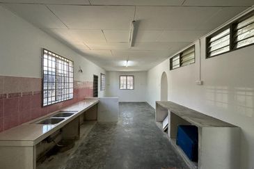 TAMAN KELISA RIA FASA 1