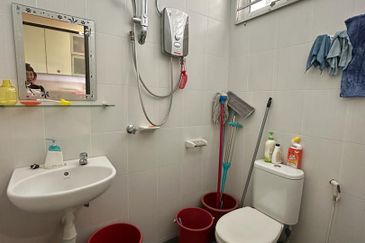 TAMAN PERMATA HILL PARK