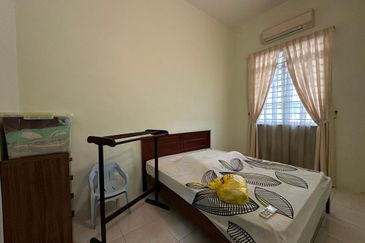 TAMAN PERMATA HILL PARK