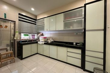 TAMAN PERMATA HILL PARK