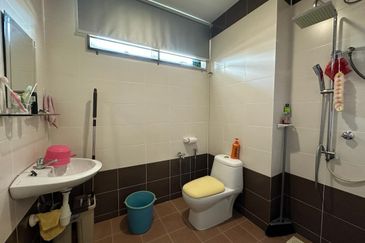 TAMAN PERMATA HILL PARK