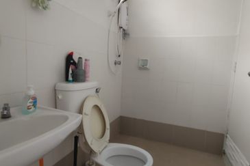 BANDAR LAGUNA MERBOK (TERES)