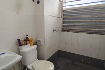 BANDAR LAGUNA MERBOK (TERES)