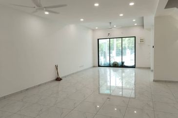 SALVIA, BUKIT BANYAN