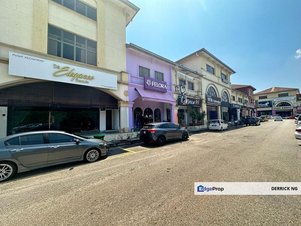Lagenda Heights 3 Stry Shoplot End Lot For Sale Facing Road, Kedah, Sungai Petani