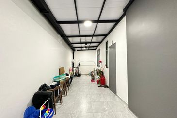 Sierra, Bukit Banyan