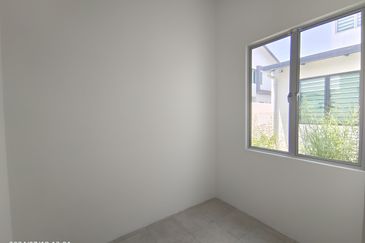 YARRA PARK WESTFIELD