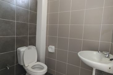 YARRA PARK WESTFIELD