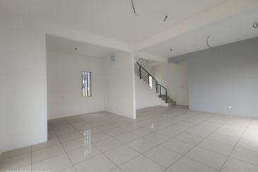 YARRA PARK WESTFIELD