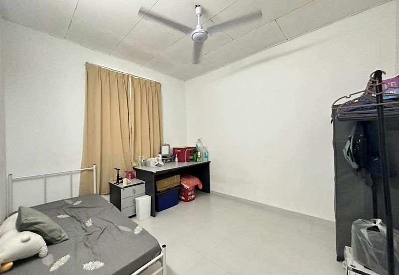 TAMAN KELISA RIA FASA 1