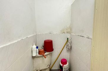 TAMAN KELISA RIA FASA 1