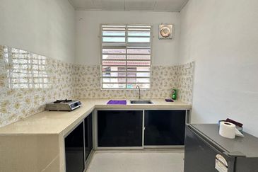 TAMAN KELISA RIA FASA 1