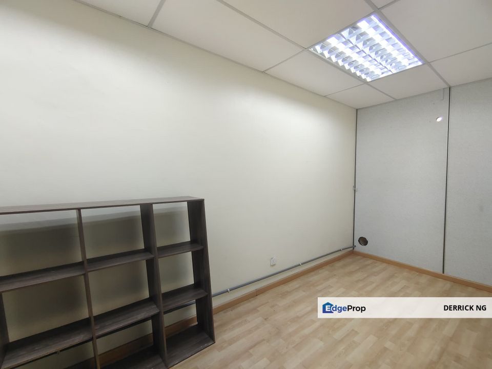 Taman Gunung Indah Facing Road 1st Floor Office Renovation For Rent, Kedah, Alor Setar