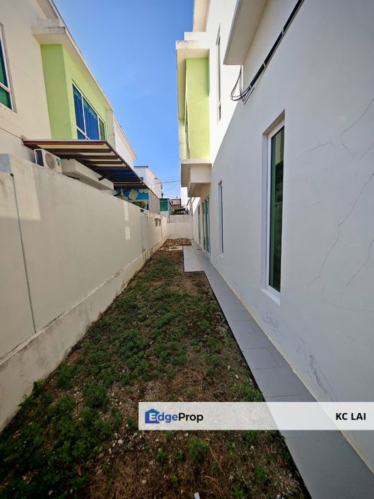 Extra Land 10ft - Dextora @ BSS, Seremban, Negeri Sembilan - Double Storey End Lot - For Sale, Negeri Sembilan, Seremban