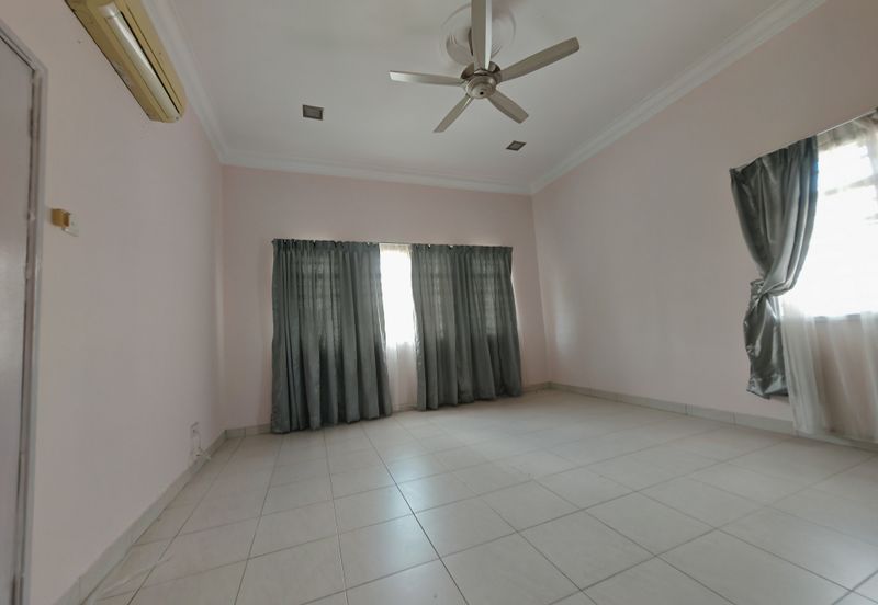 PARK AVENUE (SEREMBAN 2)