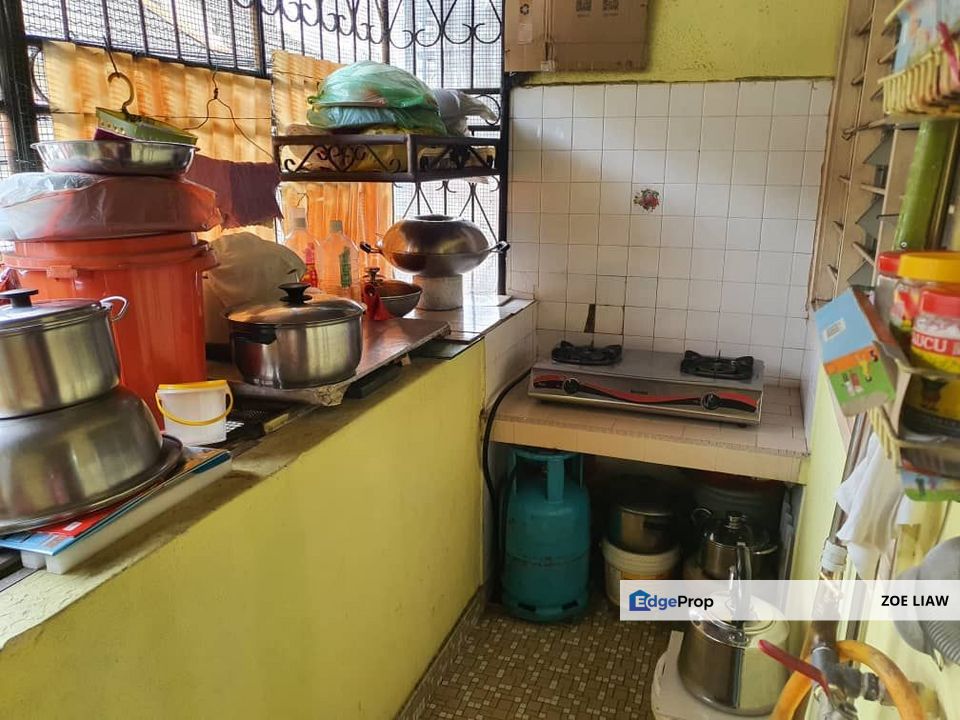 JALAN NYAMAN HAPPY GARDEN TOWNHOUSE FOR SALE, Kuala Lumpur, Kuchai Lama