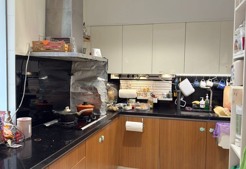 Gembira Residen (Gembira Residence)