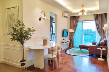 Hot Deal Residency V Condominium For Rent.