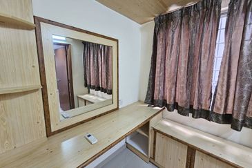 Pearl Point Condominium