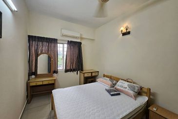 Pearl Point Condominium