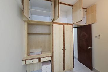 Pearl Point Condominium